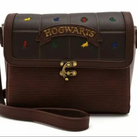 Loungefly Handbags - Harry Potter Loungefly Hogwarts Crossbody Bag